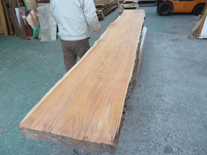 天然木一枚板　欅　カウンター　納品事例